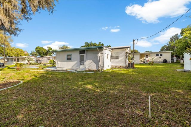 6123 RIDGEWOOD DRIVE, Zephyrhills, FL 33542