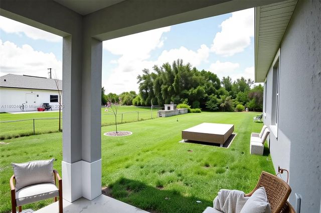 9016 E Justice Cir, La Belle, FL 33935