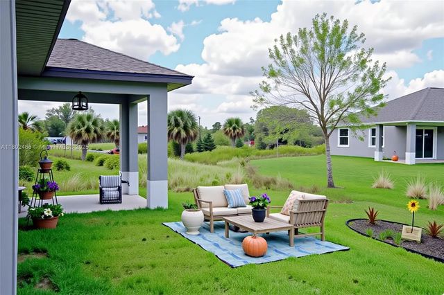 9016 E Justice Cir, La Belle, FL 33935