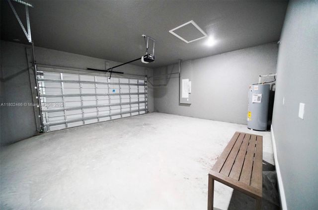 9016 E Justice Cir, La Belle, FL 33935