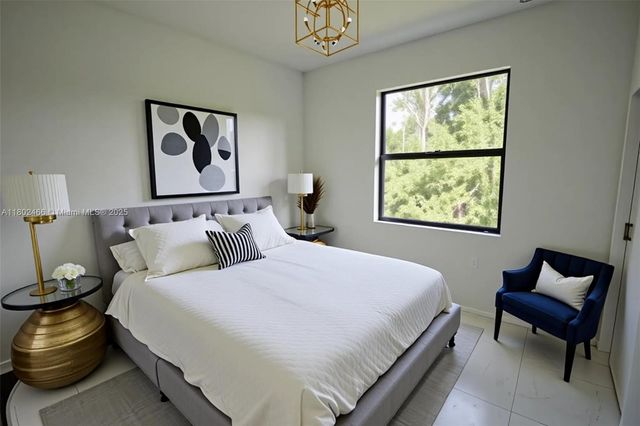 9016 E Justice Cir, La Belle, FL 33935