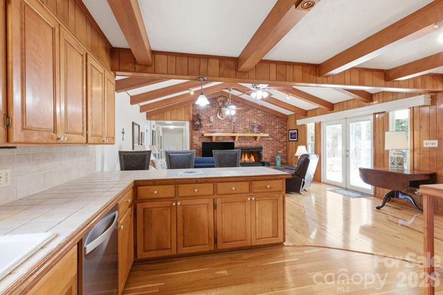 912 Briggs Street NW, Valdese, NC 28690