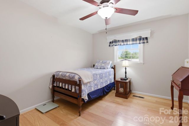 912 Briggs Street NW, Valdese, NC 28690