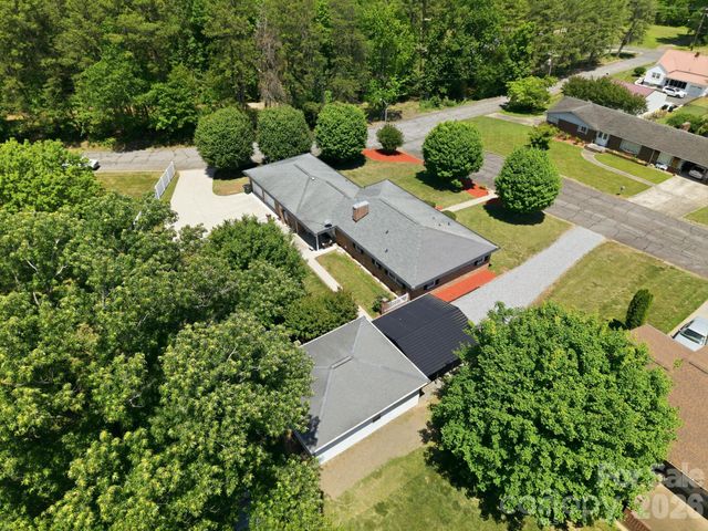 912 Briggs Street NW, Valdese, NC 28690