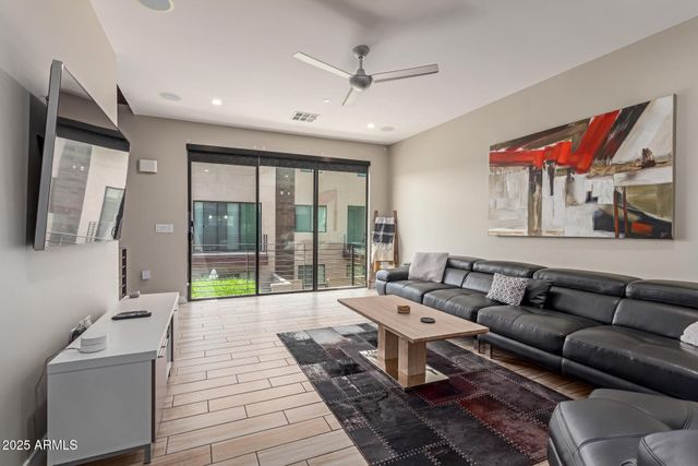 6990 E 6TH Street 1013, Scottsdale, AZ 85251