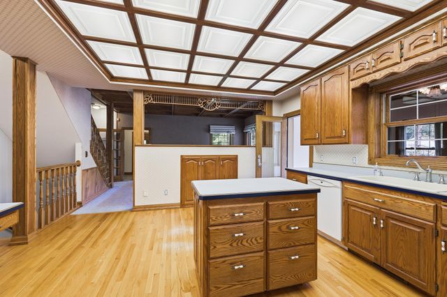 8620 Inver Grove Trail, Inver Grove Heights, MN 55076