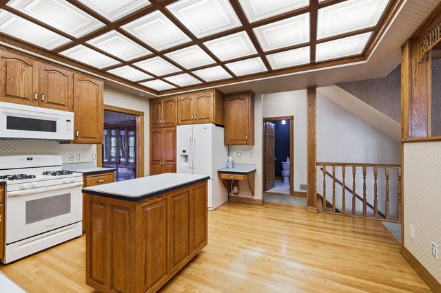 8620 Inver Grove Trail, Inver Grove Heights, MN 55076
