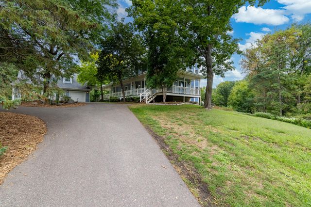 8620 Inver Grove Trail, Inver Grove Heights, MN 55076