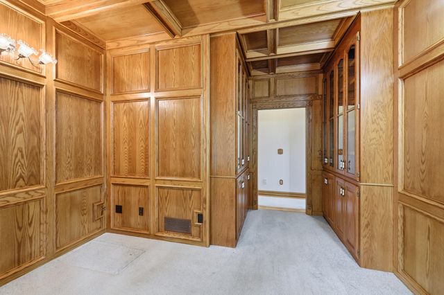 8620 Inver Grove Trail, Inver Grove Heights, MN 55076