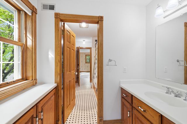 8620 Inver Grove Trail, Inver Grove Heights, MN 55076