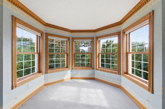 8620 Inver Grove Trail, Inver Grove Heights, MN 55076