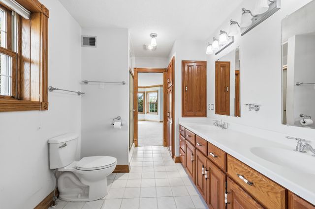 8620 Inver Grove Trail, Inver Grove Heights, MN 55076