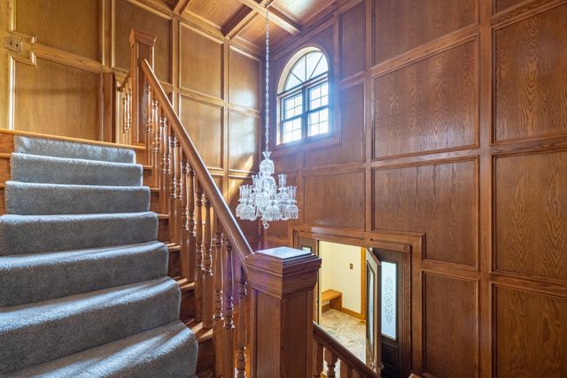 8620 Inver Grove Trail, Inver Grove Heights, MN 55076