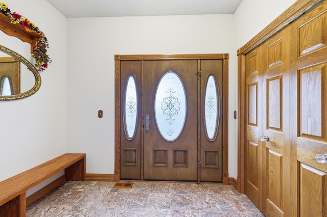 8620 Inver Grove Trail, Inver Grove Heights, MN 55076