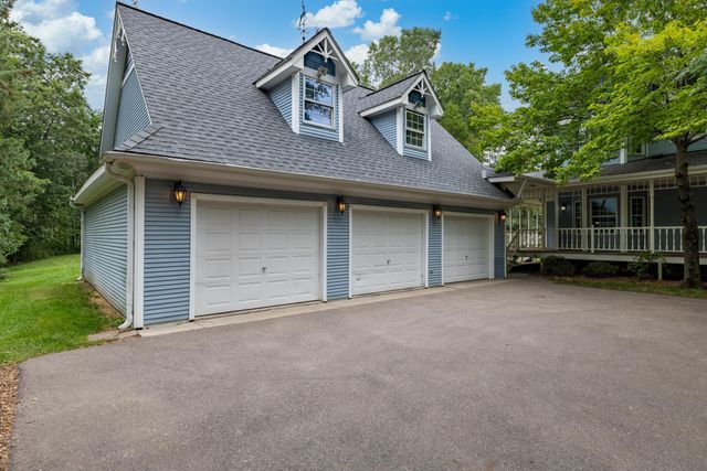 8620 Inver Grove Trail, Inver Grove Heights, MN 55076