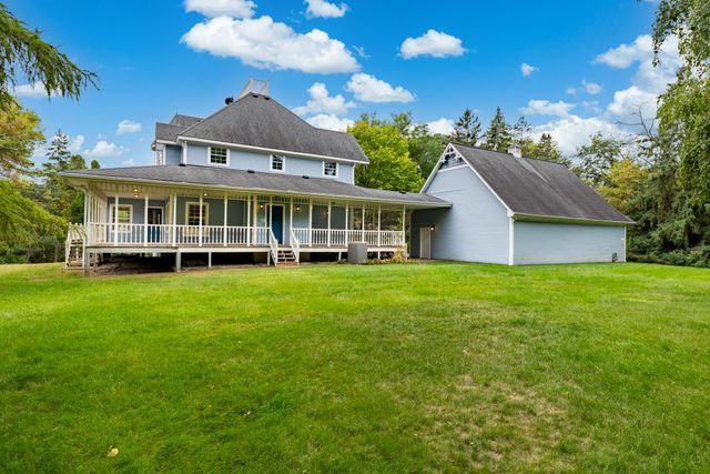 8620 Inver Grove Trail, Inver Grove Heights, MN 55076