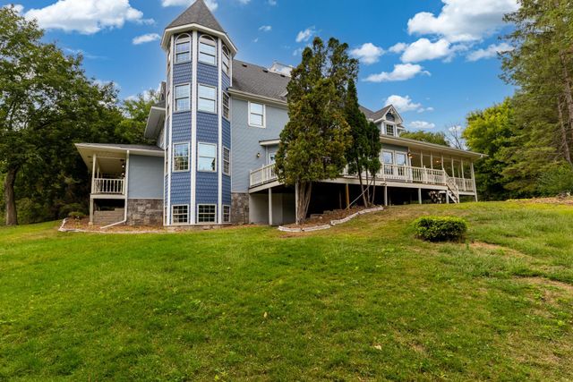 8620 Inver Grove Trail, Inver Grove Heights, MN 55076