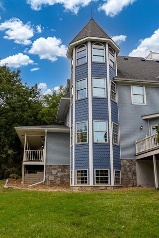 8620 Inver Grove Trail, Inver Grove Heights, MN 55076
