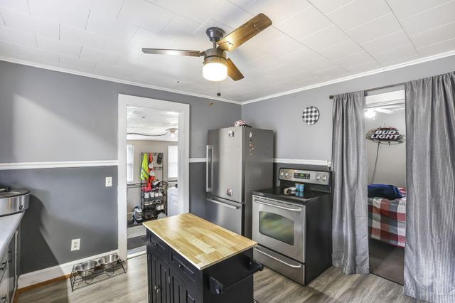 93 S 4th Street, Newark, OH 43055