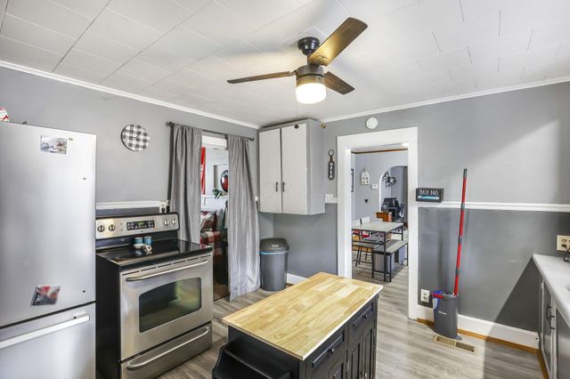 93 S 4th Street, Newark, OH 43055