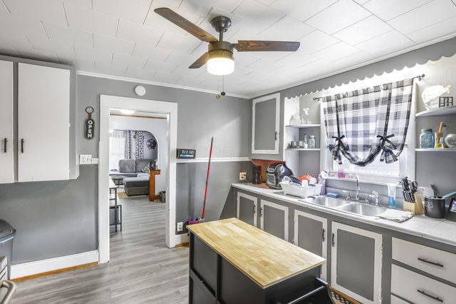 93 S 4th Street, Newark, OH 43055