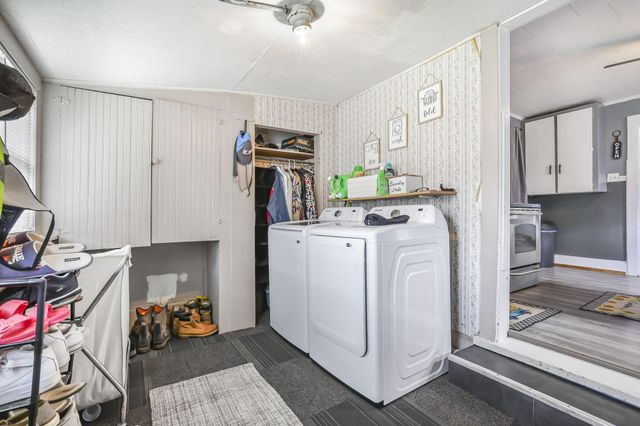 93 S 4th Street, Newark, OH 43055