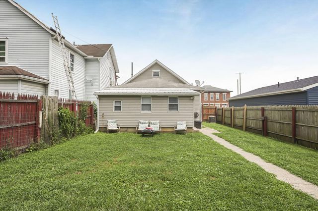 93 S 4th Street, Newark, OH 43055