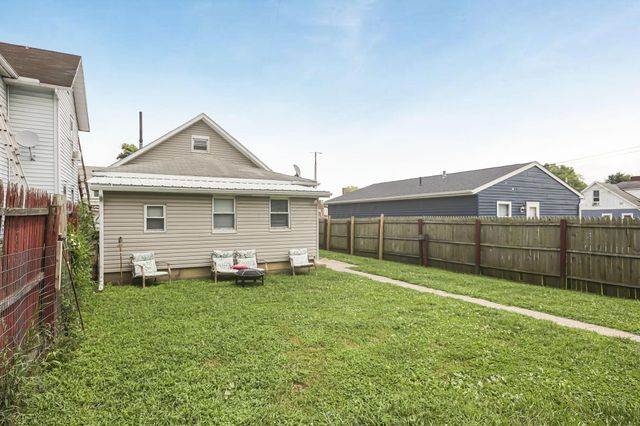 93 S 4th Street, Newark, OH 43055