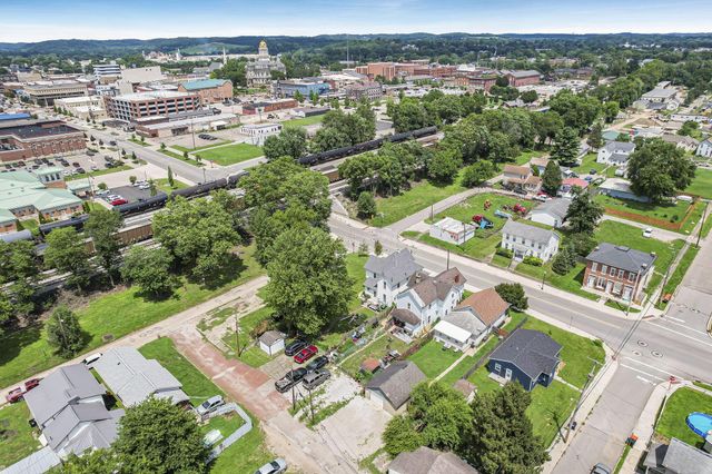 93 S 4th Street, Newark, OH 43055