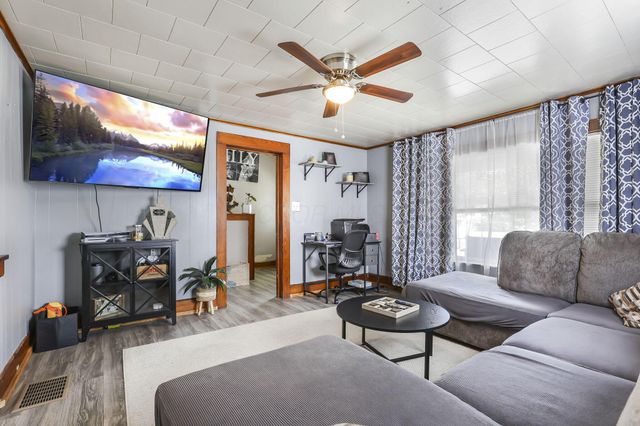 93 S 4th Street, Newark, OH 43055