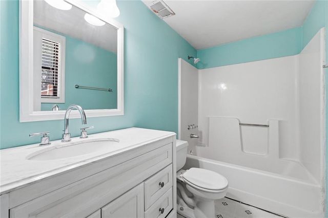 5548 Elderberry Lane, Flowery Branch, GA 30542