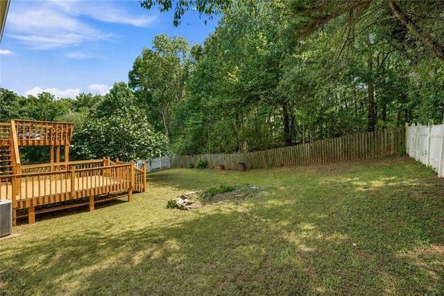 5548 Elderberry Lane, Flowery Branch, GA 30542