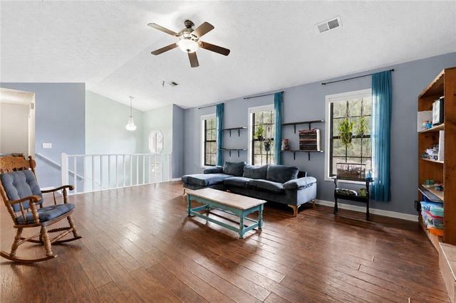 5548 Elderberry Lane, Flowery Branch, GA 30542