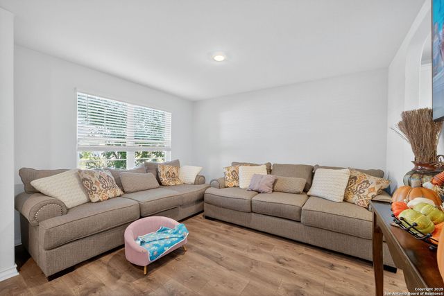 13550 13550 Ailey Knll, San Antonio, TX 78254