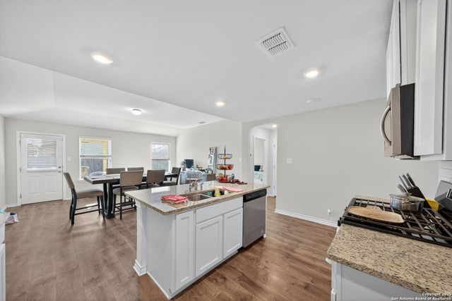 13550 13550 Ailey Knll, San Antonio, TX 78254