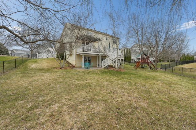 955 Lake Ridge, Woodbury, MN 55129