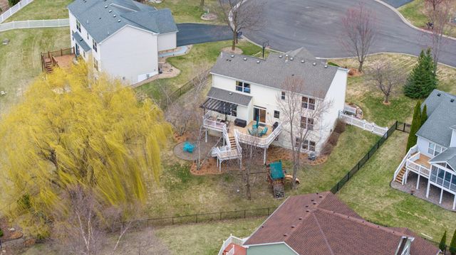 955 Lake Ridge, Woodbury, MN 55129