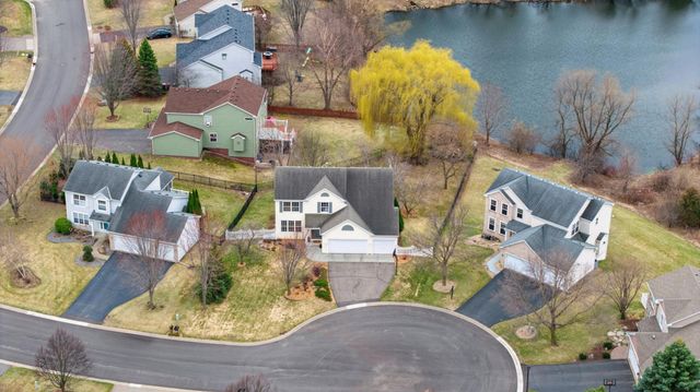 955 Lake Ridge, Woodbury, MN 55129
