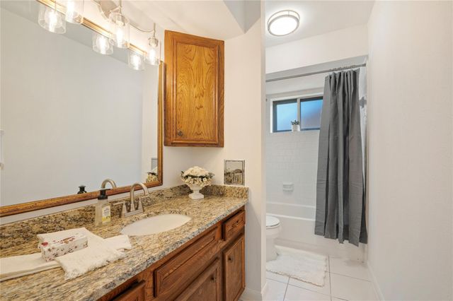 10411 Glenkirk, Houston, TX 77089