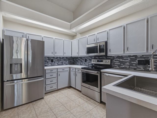 538 Harvest Hill Street, Lewisville, TX 75067