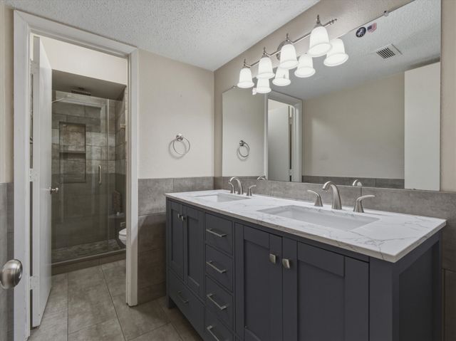 538 Harvest Hill Street, Lewisville, TX 75067