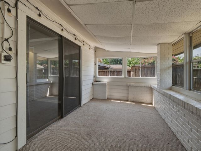538 Harvest Hill Street, Lewisville, TX 75067