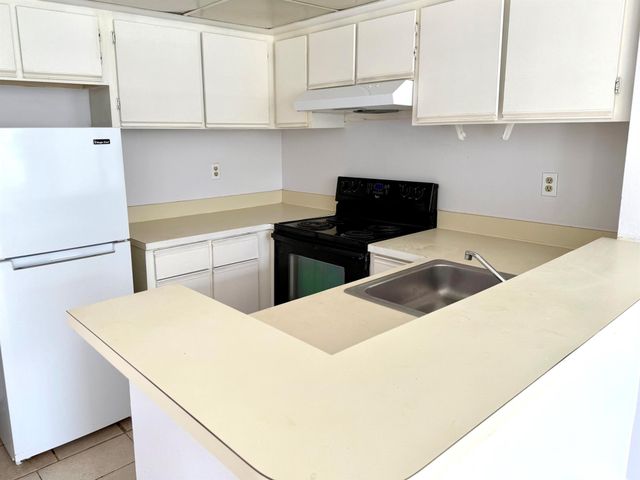 718 Executive Center Drive 34, West Palm Beach, FL 33401