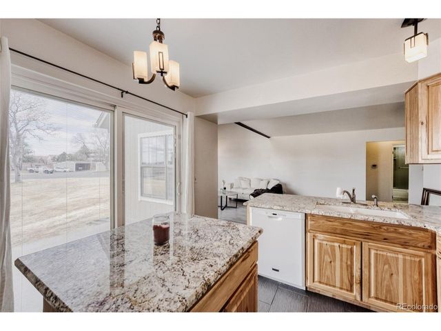2621 S Xanadu Way B, Aurora, CO 80014