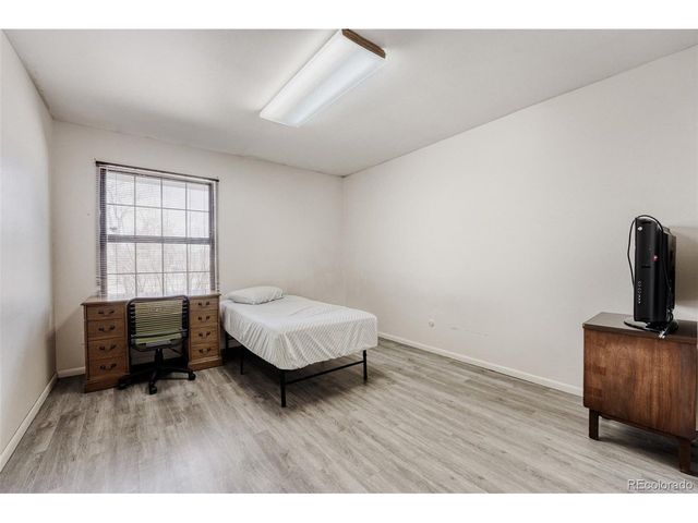 2621 S Xanadu Way B, Aurora, CO 80014