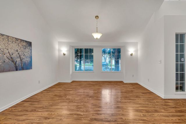 909 Neal St, Los Banos, CA 93635