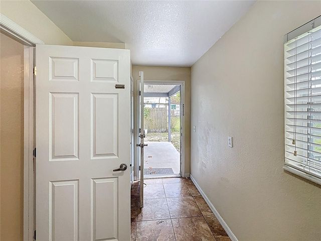 838 N IOWA AVENUE, Lakeland, FL 33801