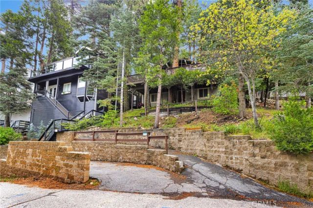 535 Sunderland Court, Lake Arrowhead, CA 92352