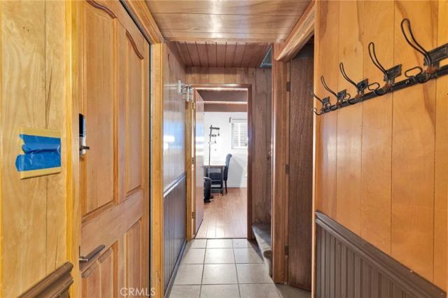 535 Sunderland Court, Lake Arrowhead, CA 92352