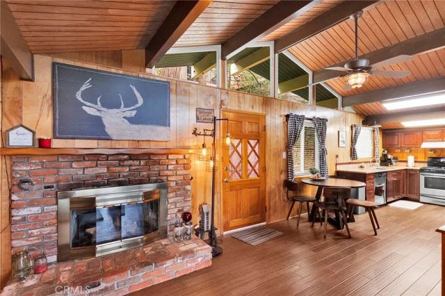 535 Sunderland Court, Lake Arrowhead, CA 92352